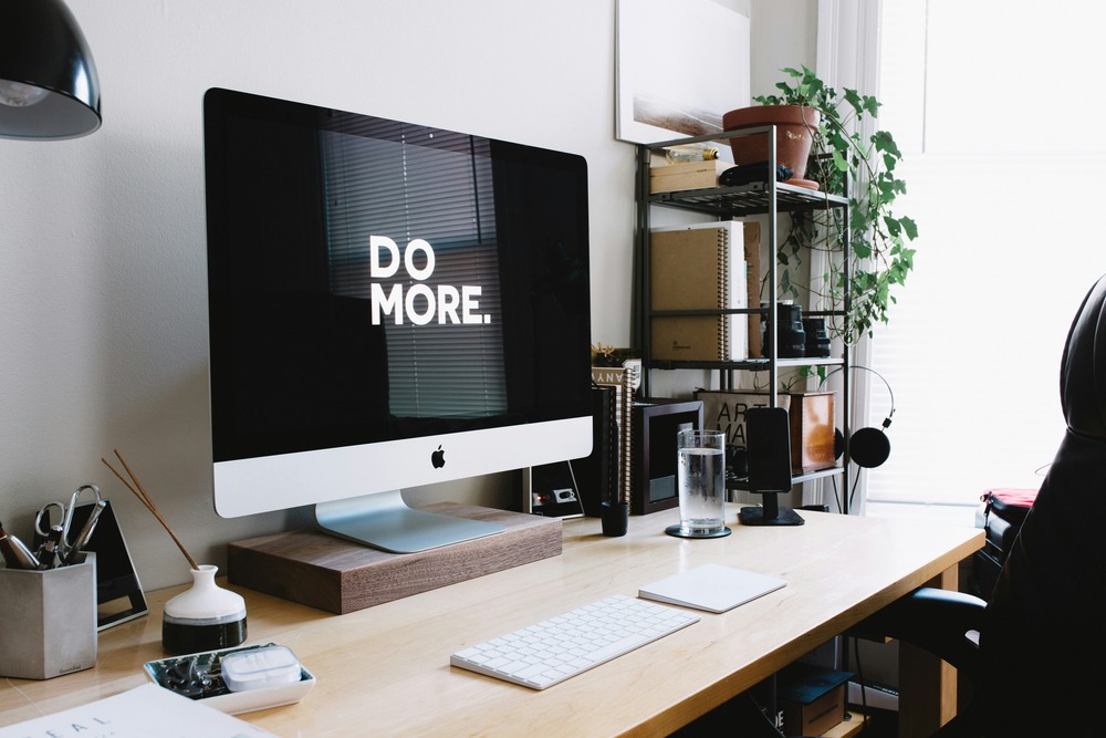 4 Ways AI Can Make Life Easier for Independent Professionals