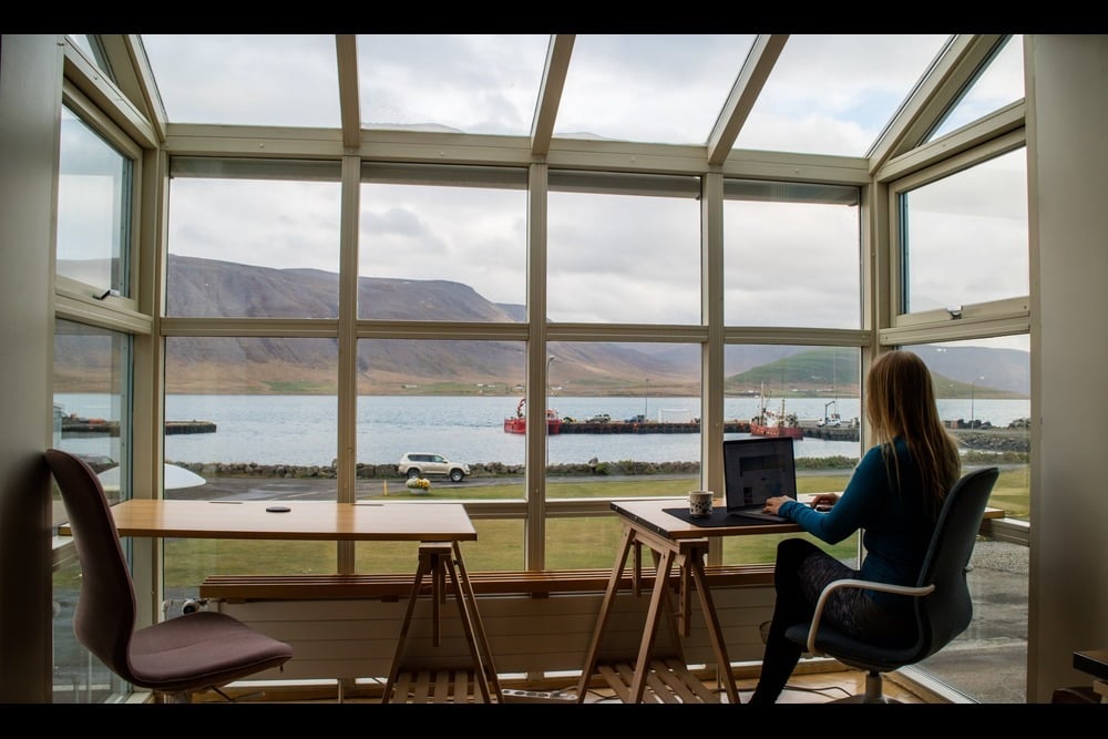 5 Ways Your Company Can Embrace Digital Nomad Workers