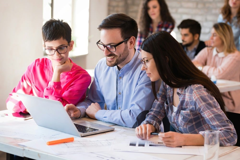10 Strategies to Reduce Independent Contractor Compliance Risk (Guide)
