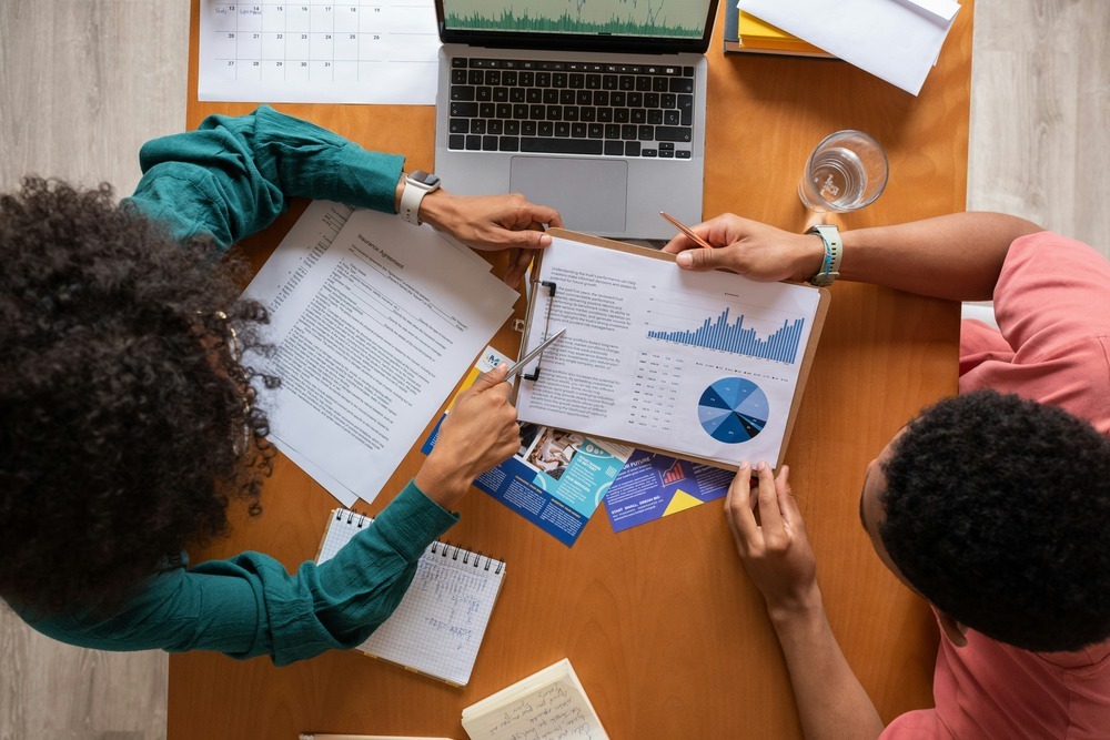 How to Write a Consulting Contract (Guide): Types and Terms to Include