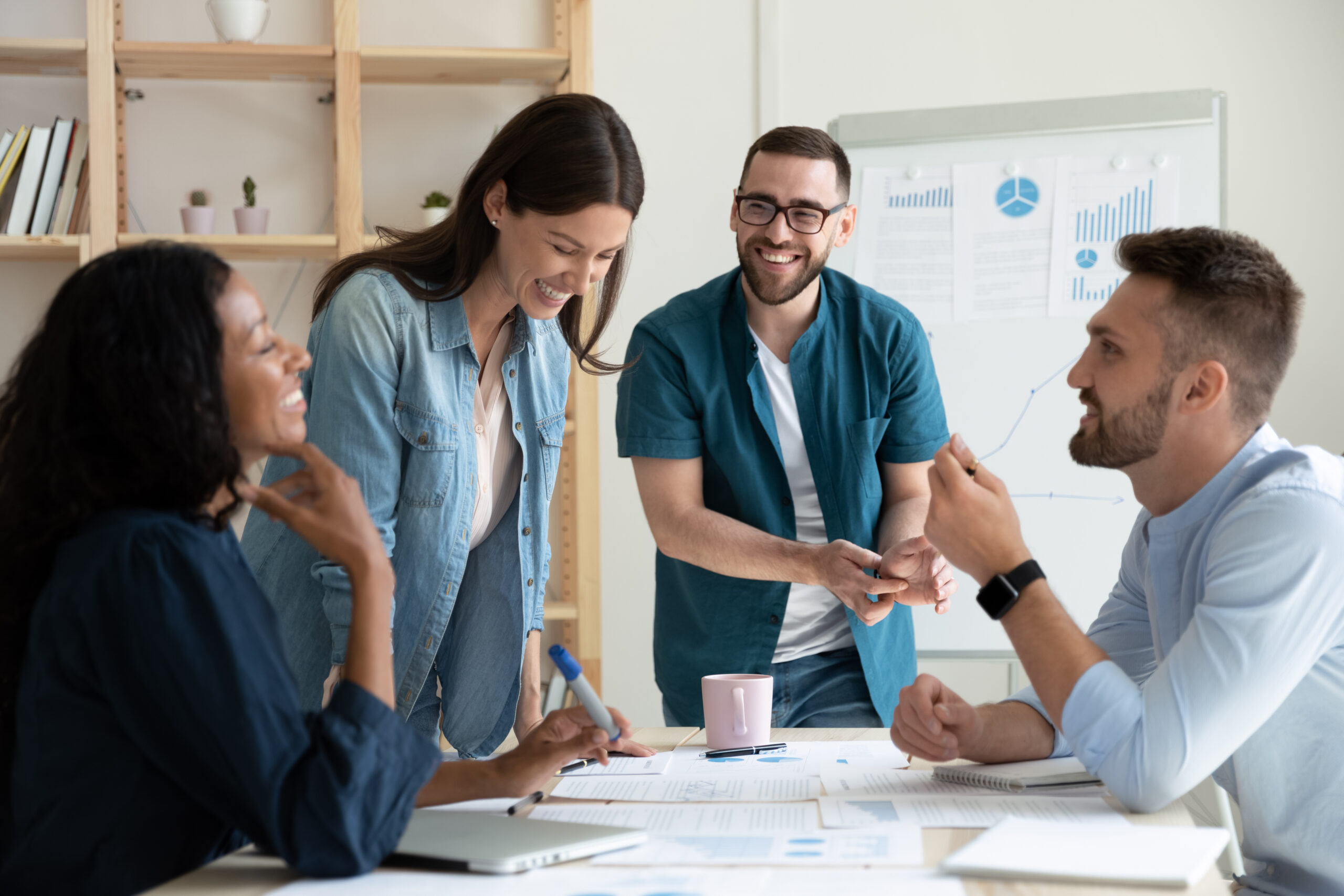 Benefits of Hiring Independent Contractors vs Employees (Cost, Flexibility, & ROI Explained)